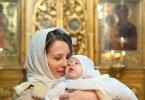 Botezul unui copil de la A la Z: cum este procesul care trebuie finalizat înainte de ceremonie