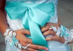 Стильне оформлення весілля у бірюзовому кольорі Оформлення весілля у синьо-бірюзовому кольорі