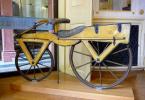 Хто і коли винайшов велосипед: від перших до сучасних моделей